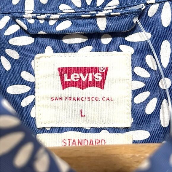 Levis Button Down Shirt Men's Size Large Short Sleeve One Pocket Standard Fit - Picture 9 of 12